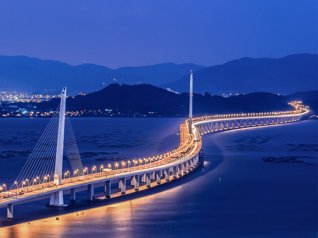过港珠澳大桥，从香港口岸去澳门用时多久？费用多少？